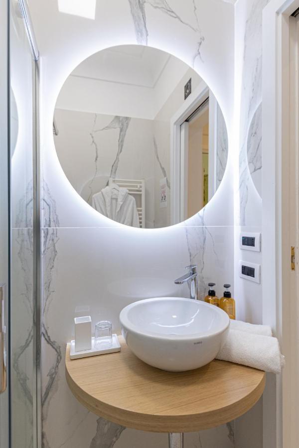 Suite Apartment Capri Con Jacuzzi In Piazzetta Ngoại thất bức ảnh